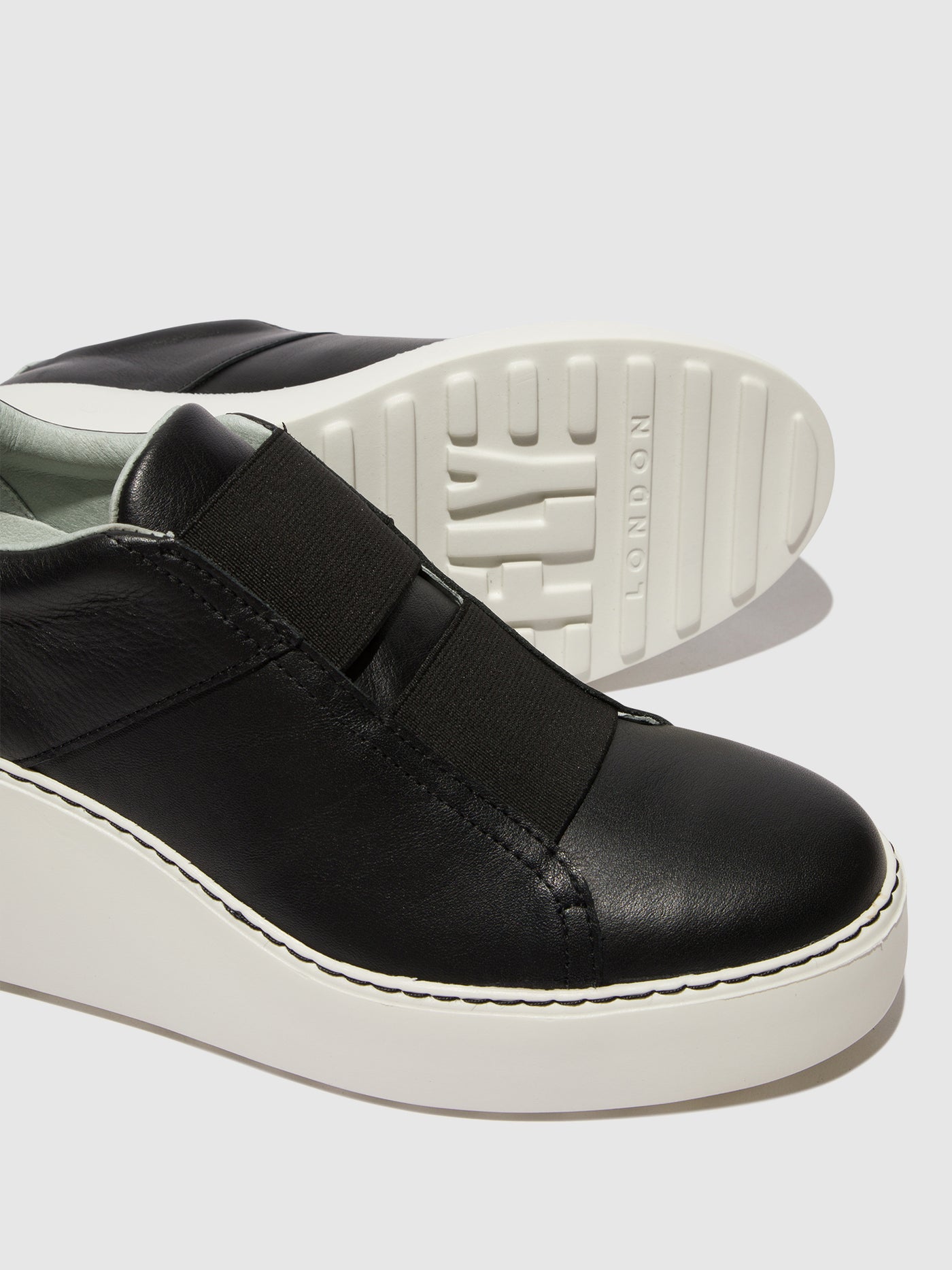 Black Fly London Elasticated Women's Sneakers | 371645UWV