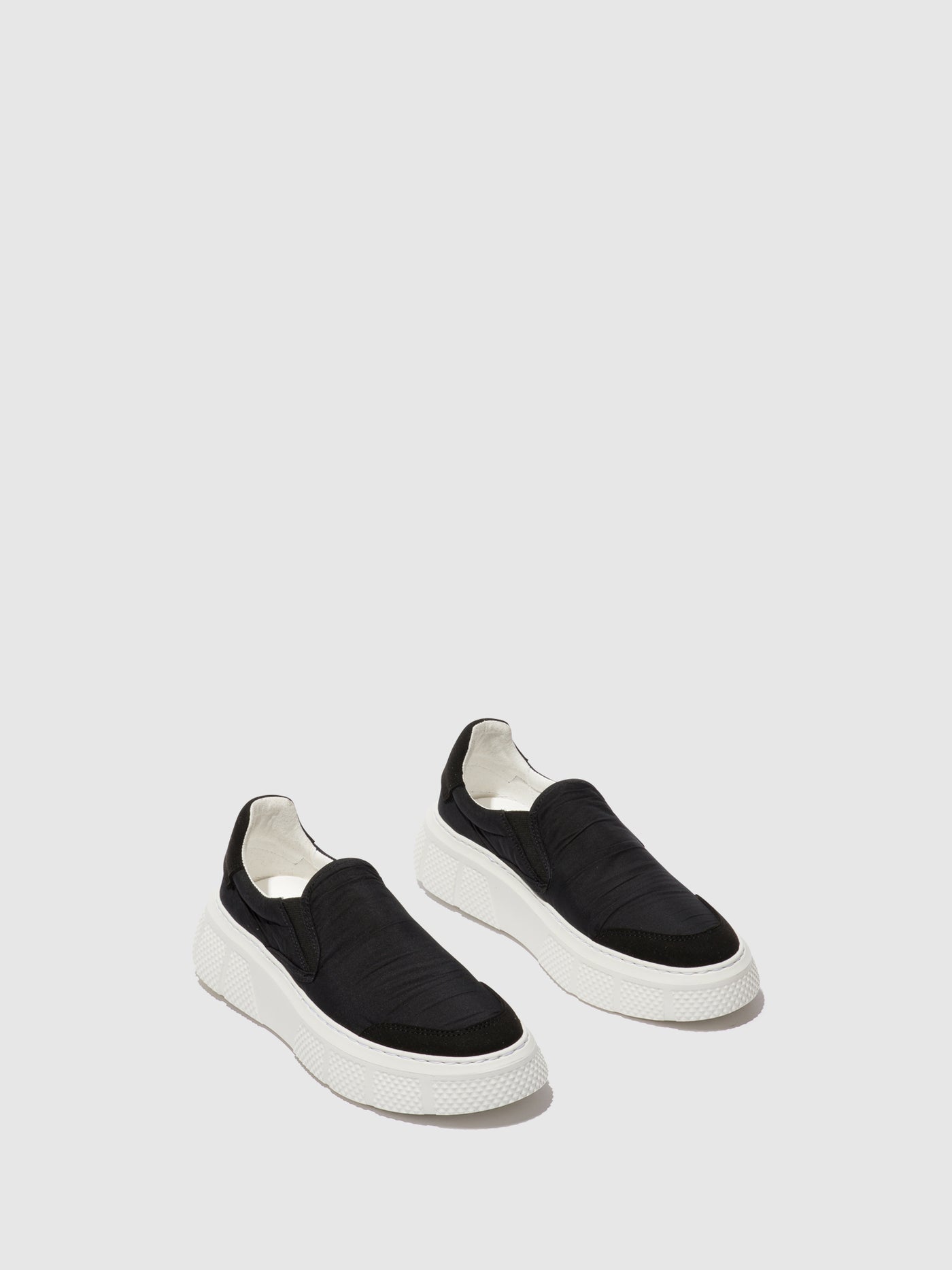Black Fly London Slip-on Women's Sneakers | 610728DVI