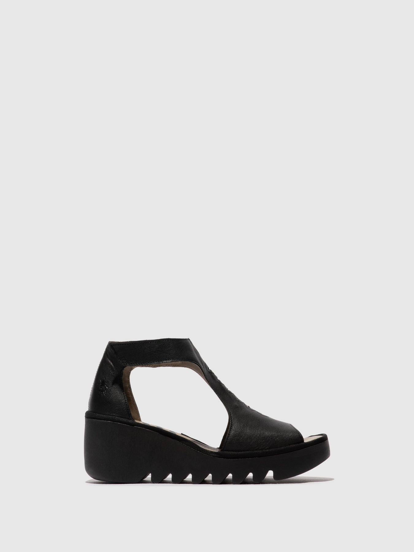 Black Fly London T-Strap Sandals Women\'s Sandals | 415076VMI