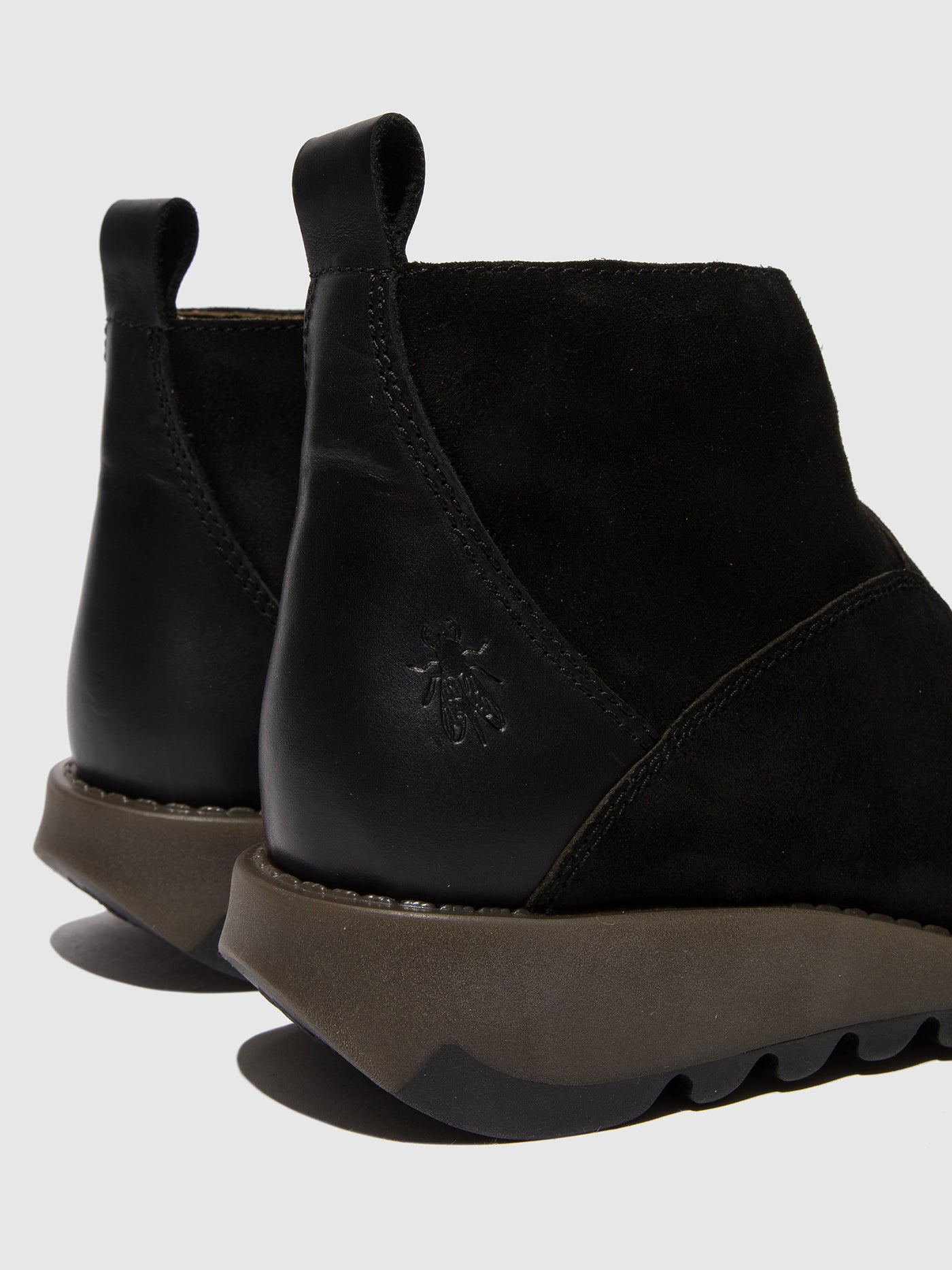 Black Fly London Zip Up Boots Women's Ankle Boots | 951376PLZ
