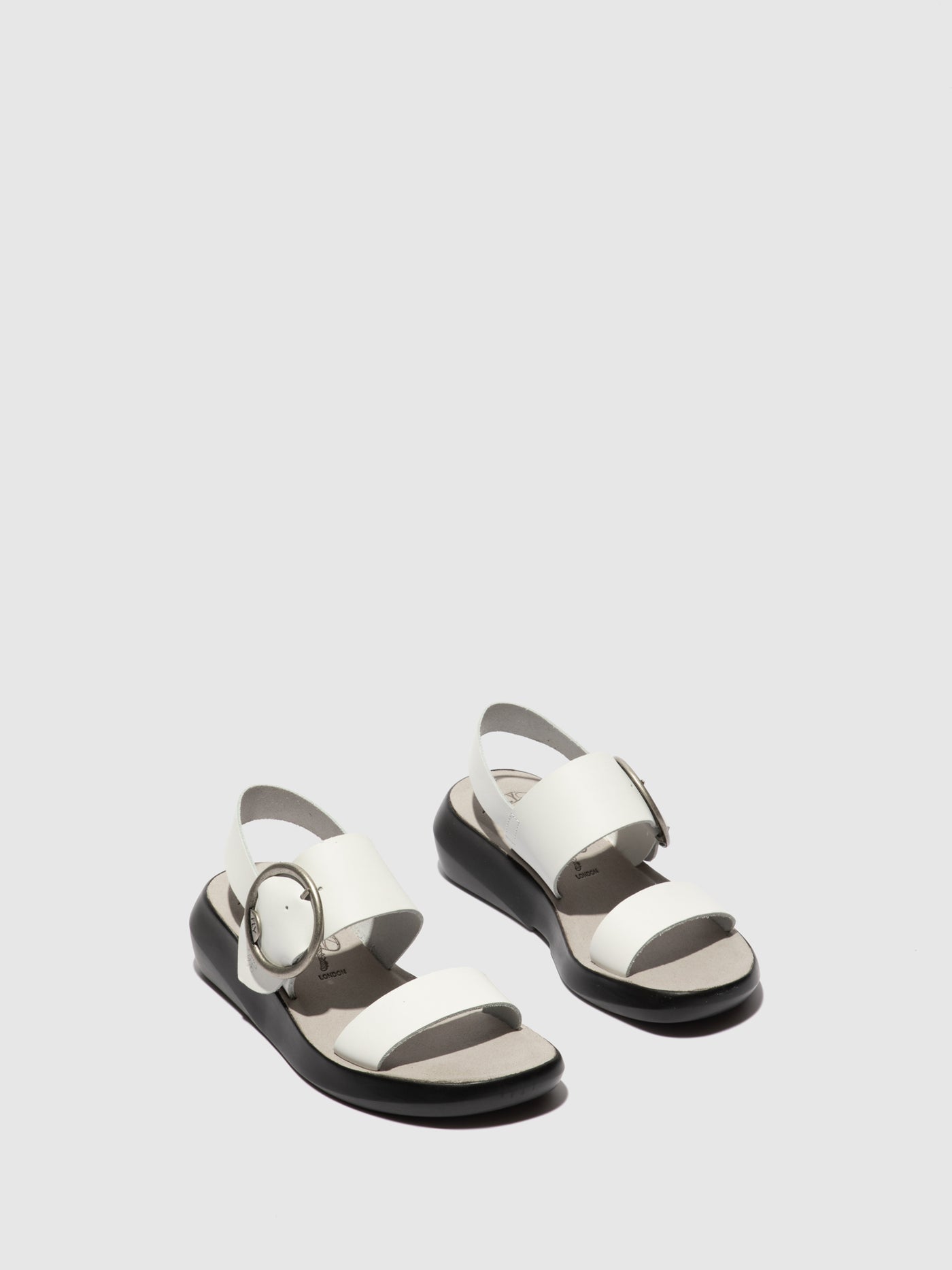 Brooklyn Offwhite Fly London Buckle Sandals Women's Sandals | 105769EZX