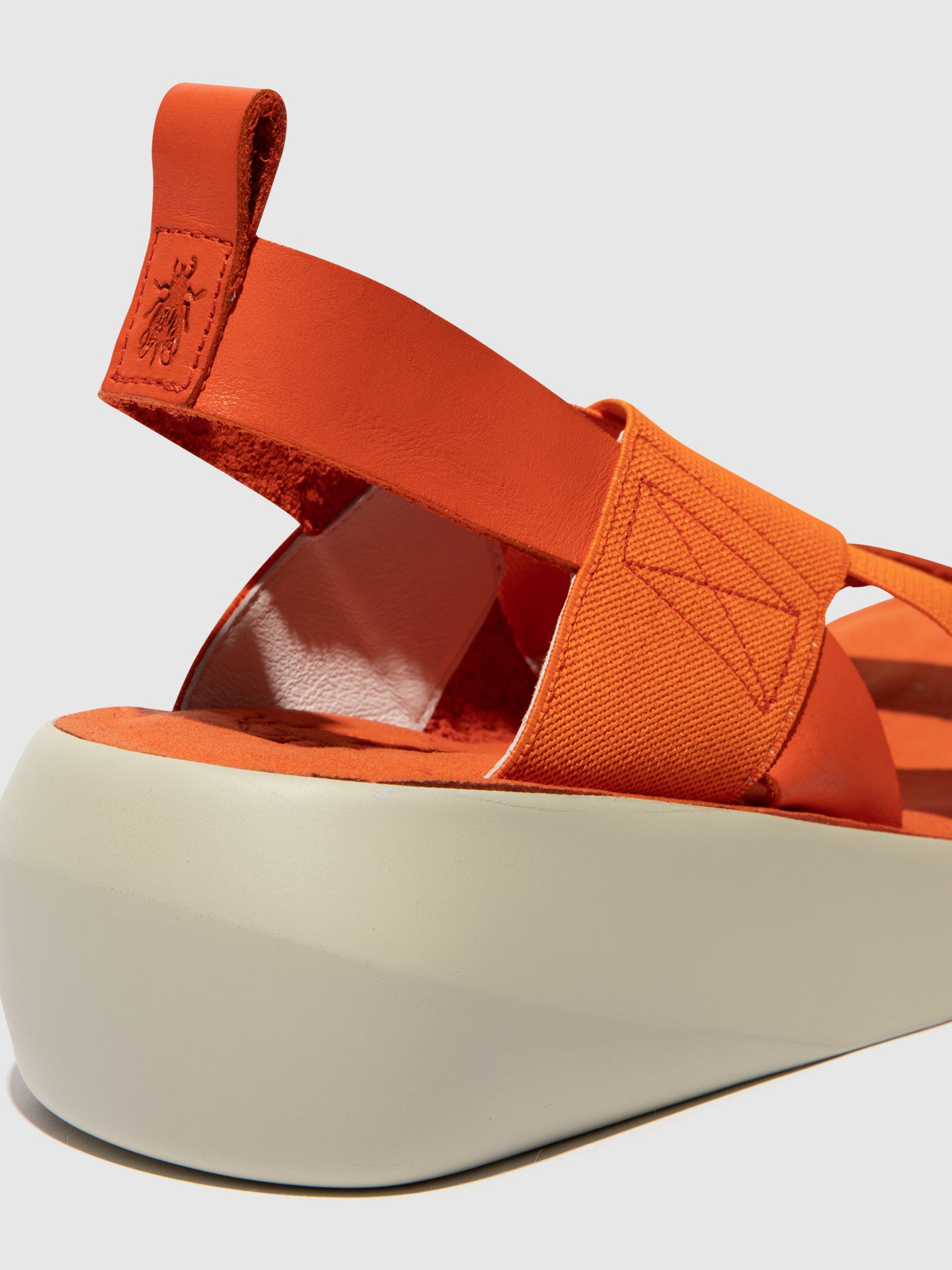 Coral Fly London Crossover Sandals Women's Sandals | 723614RID