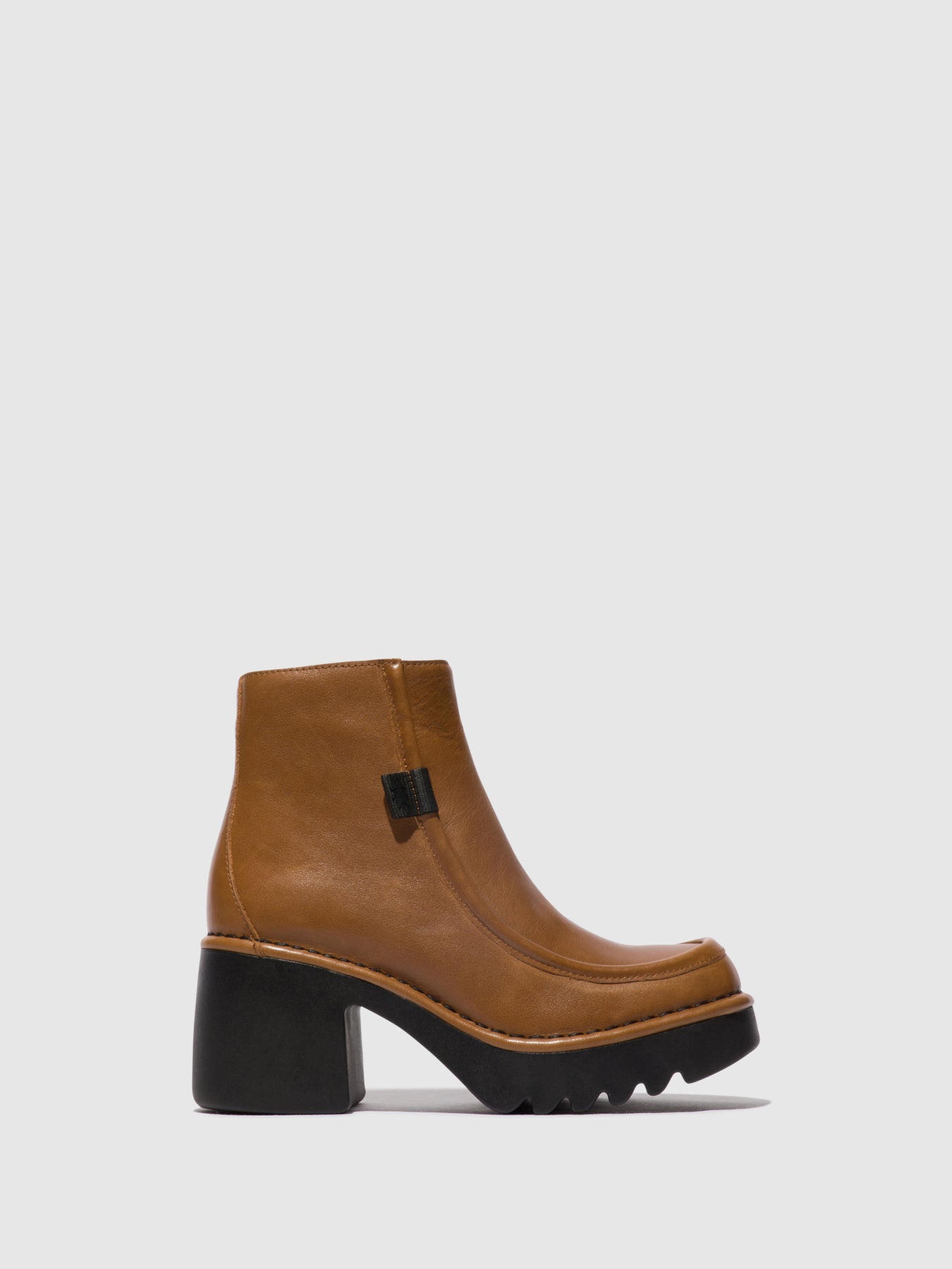 Cuoio Fly London Zip Up Boots Women\'s Ankle Boots | 259081KXN