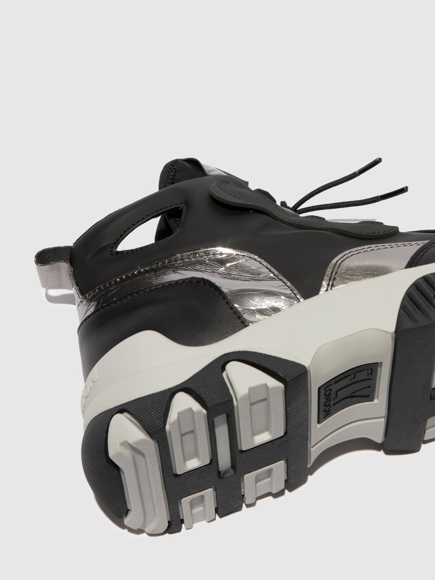 Multi Black Fly London Hi-Top Men's Sneakers | 681974GAN
