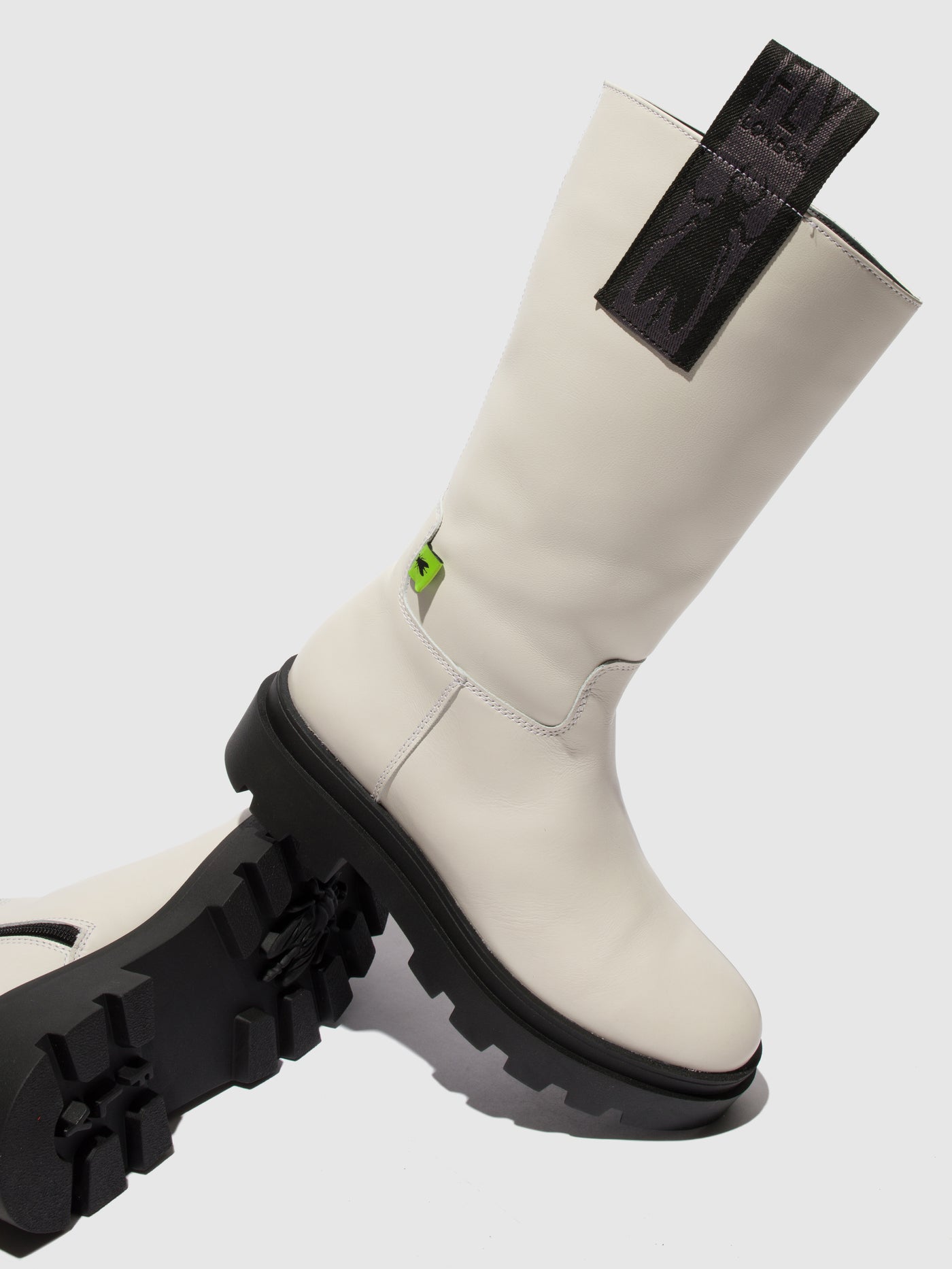 Naomi Offwhite Fly London Zip Up Boots Women's Boots | 704182SAW