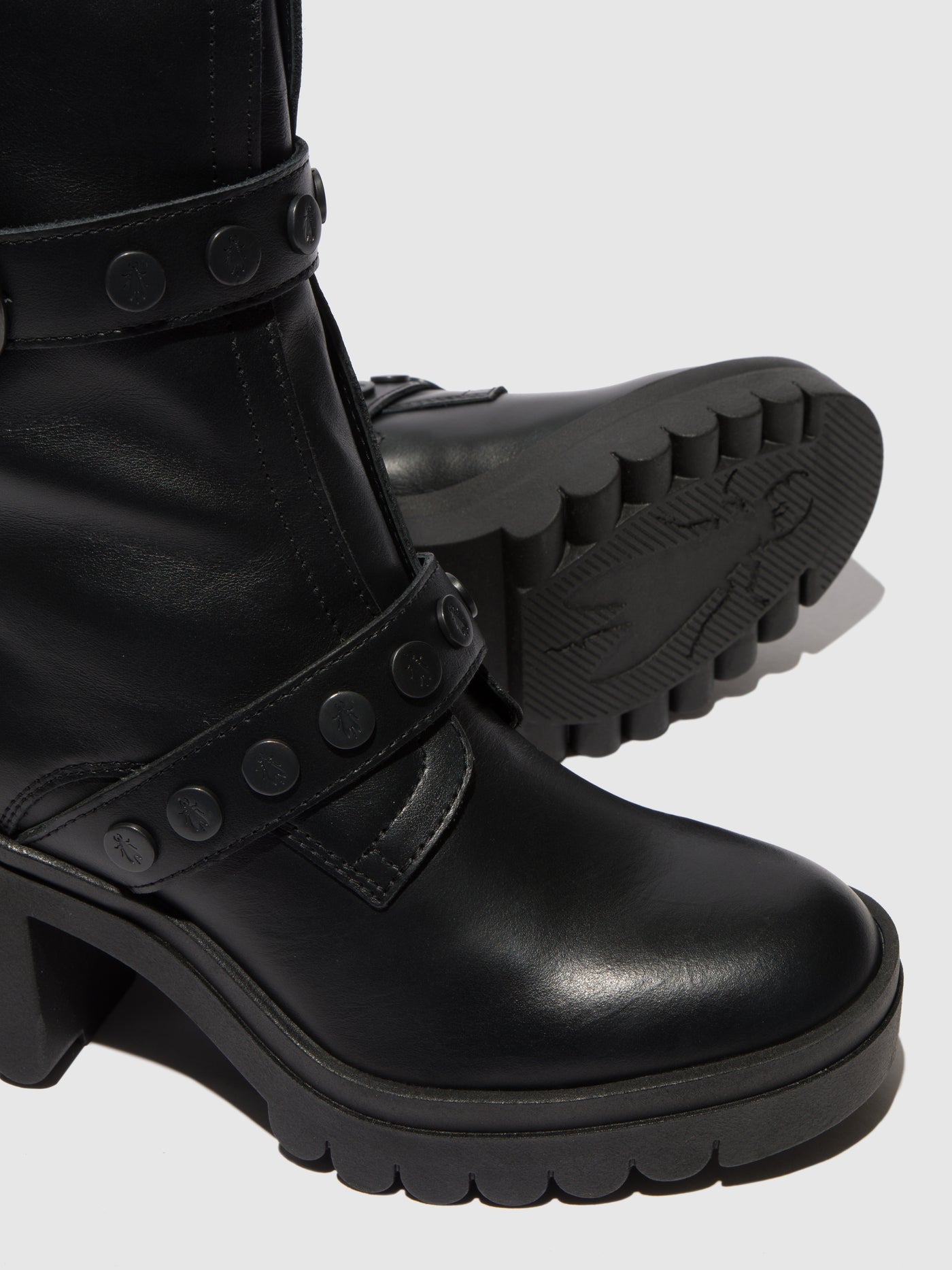 Nausica Black Fly London Zip Up Boots Women's Ankle Boots | 753694EDC