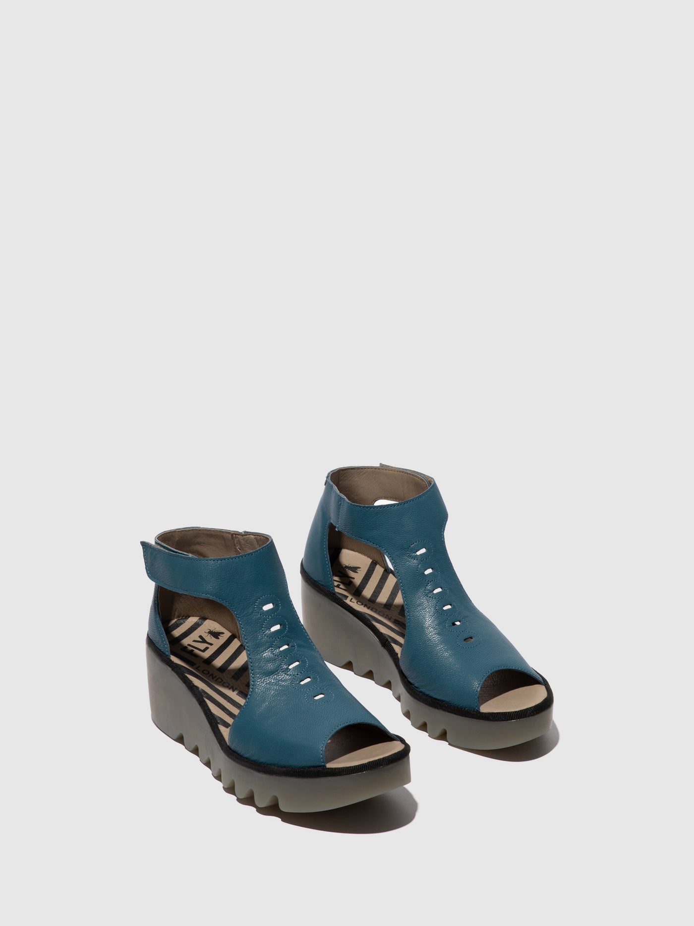 Petrol Fly London T-Strap Sandals Women's Sandals | 208573NIW