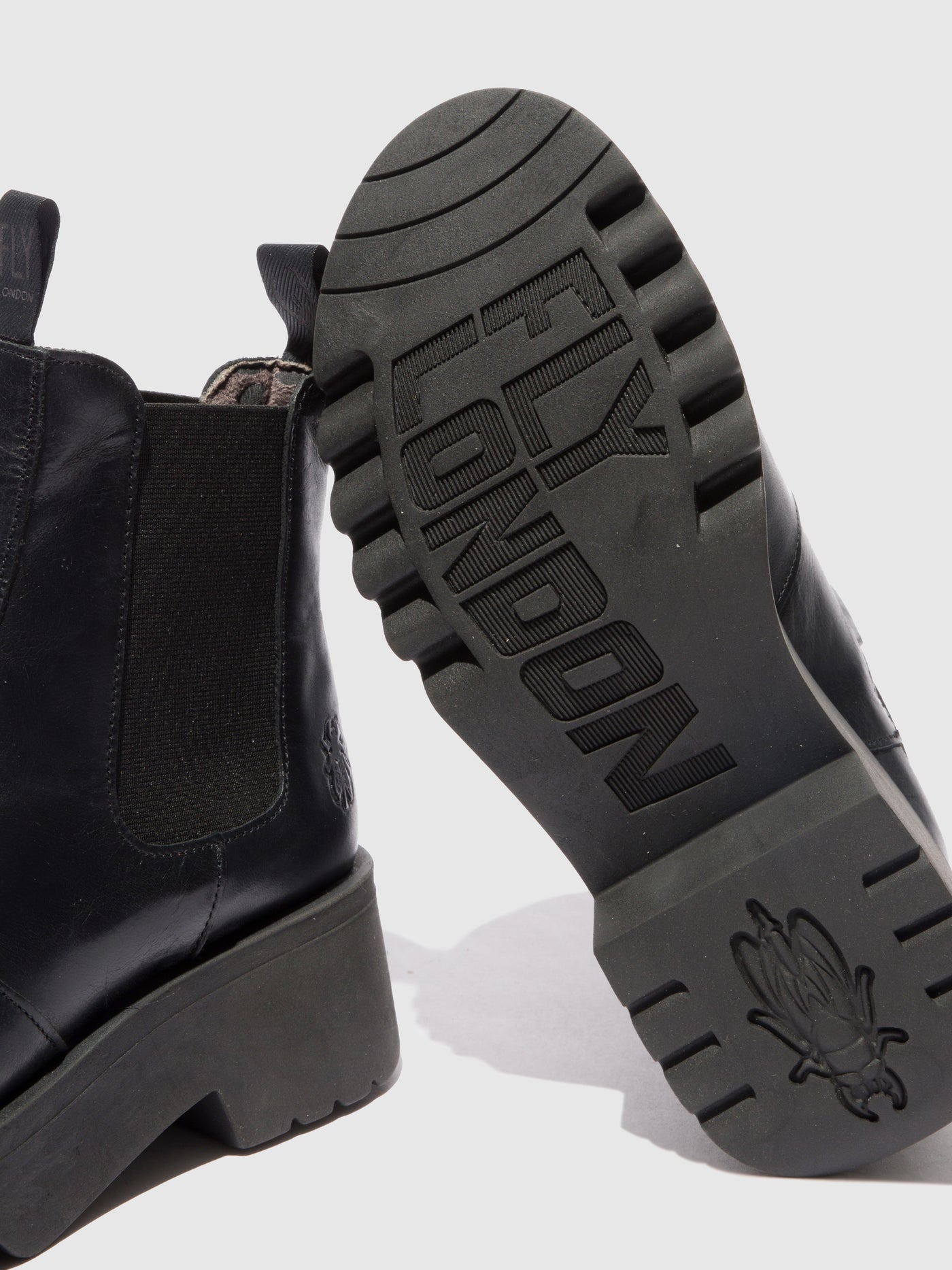 Rug Black Fly London Chelsea Boots Women's Ankle Boots | 609312KCP