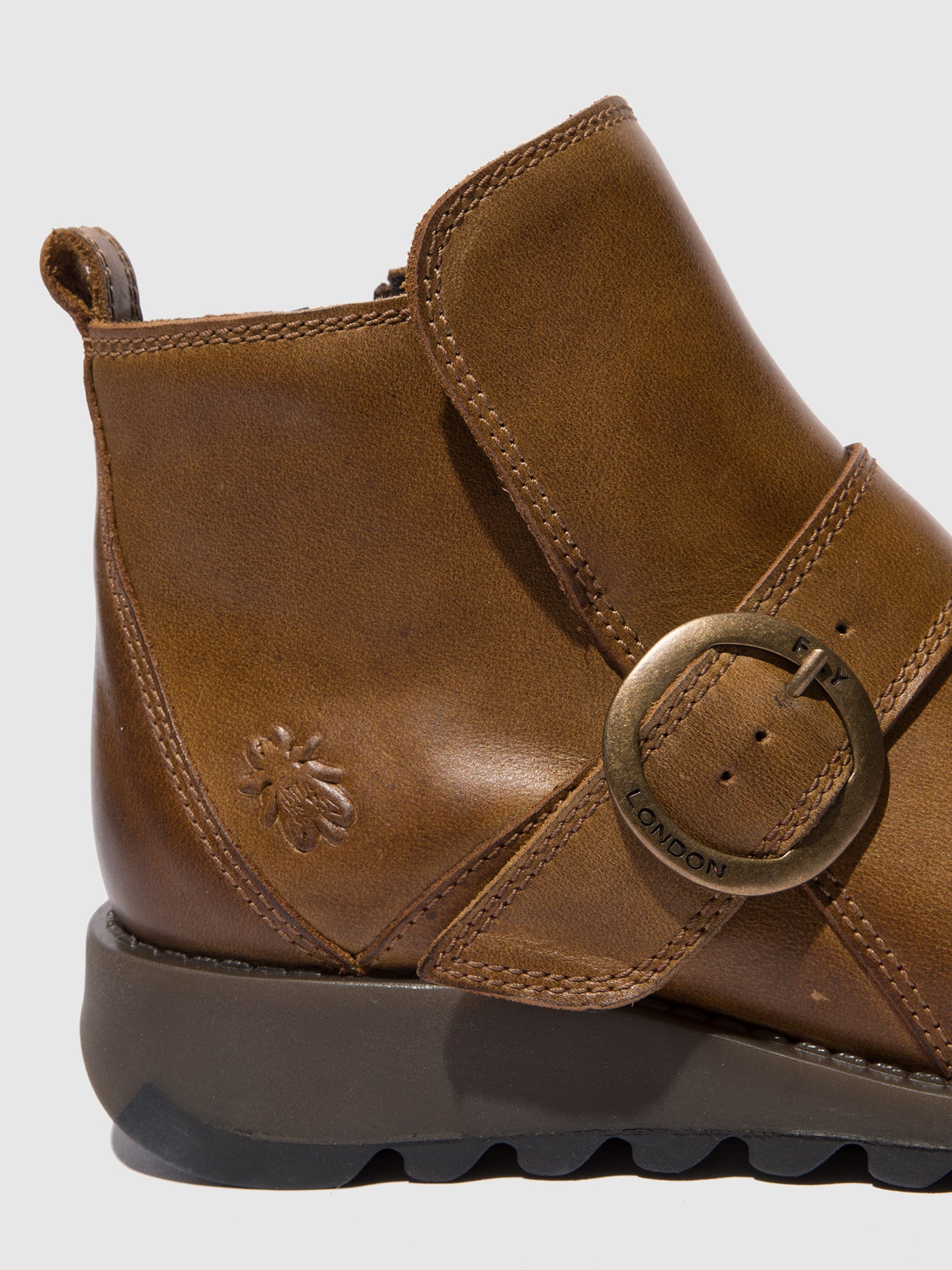Rug Camel Fly London Buckle Boots Women's Boots | 216934FPH