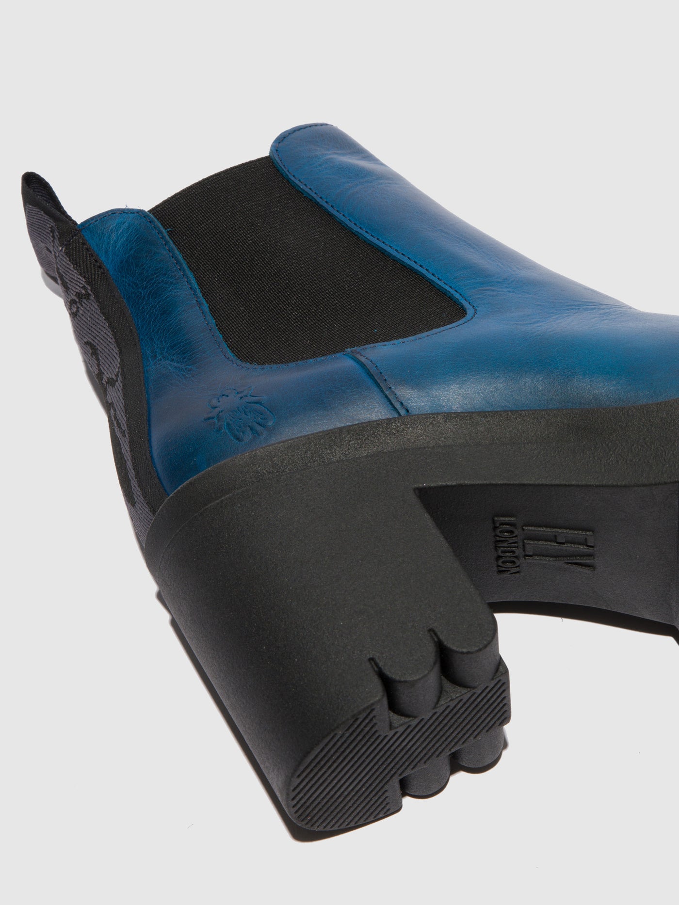 Rug Royal Blue Fly London Chelsea Boots Women's Ankle Boots | 871249SWY