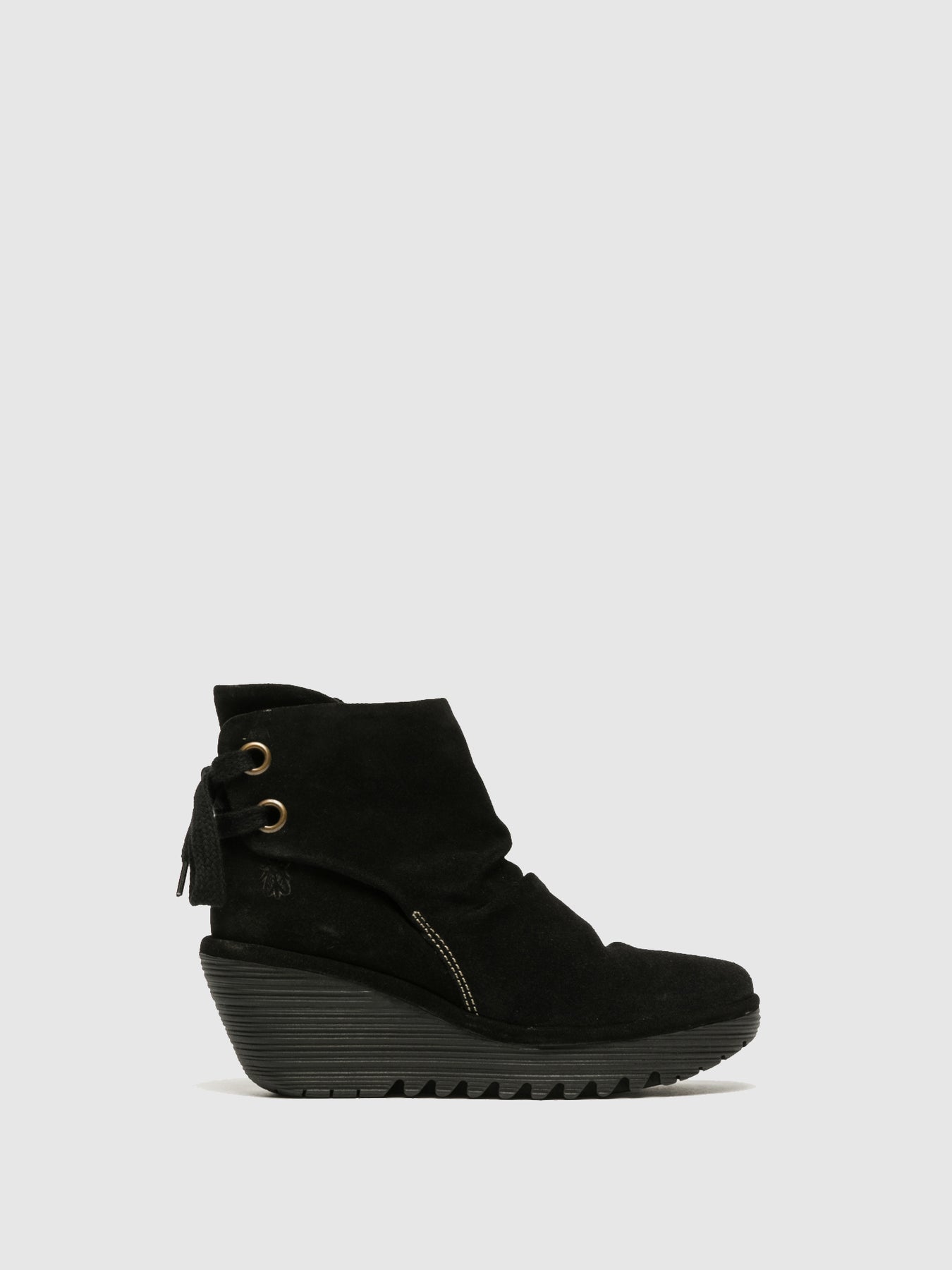 Suede Black Fly London Wedge YAMA Women\'s Wedges | 305876MNP